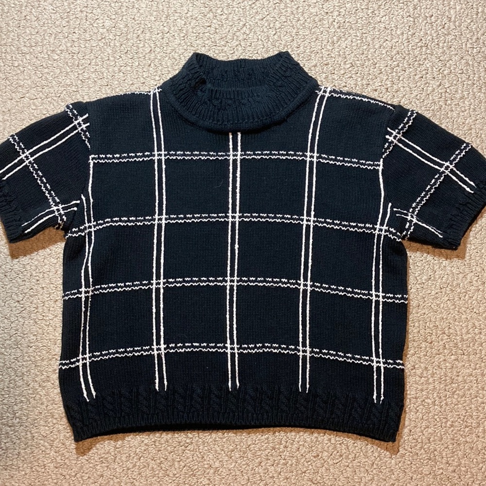 Vintage Liz Claiborne cropped short sleeve mock neck sweater